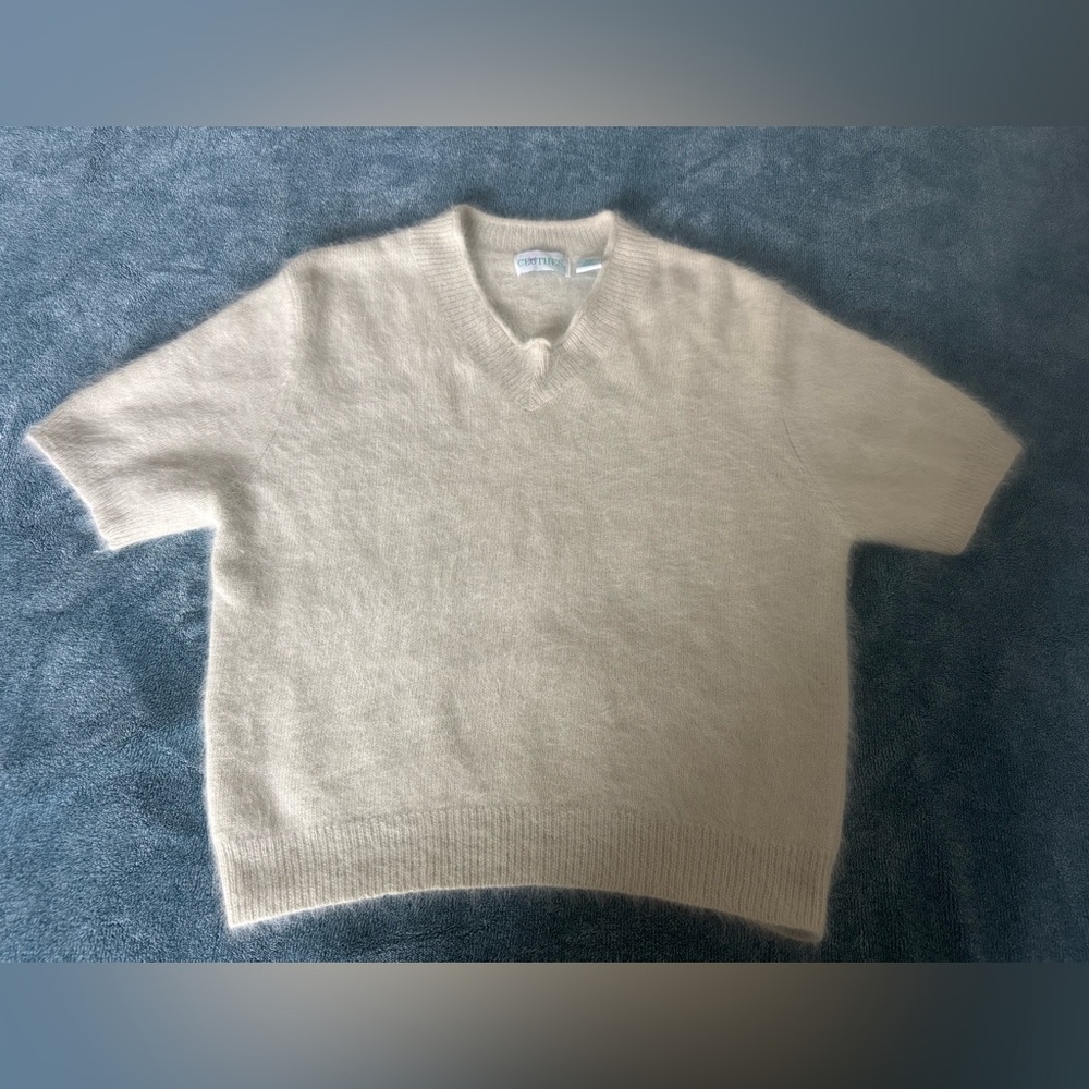 Vintage Women's Short Sleeve Sweater 70% Angora Sz L Soft Fuzzy 90s Quiet Luxury